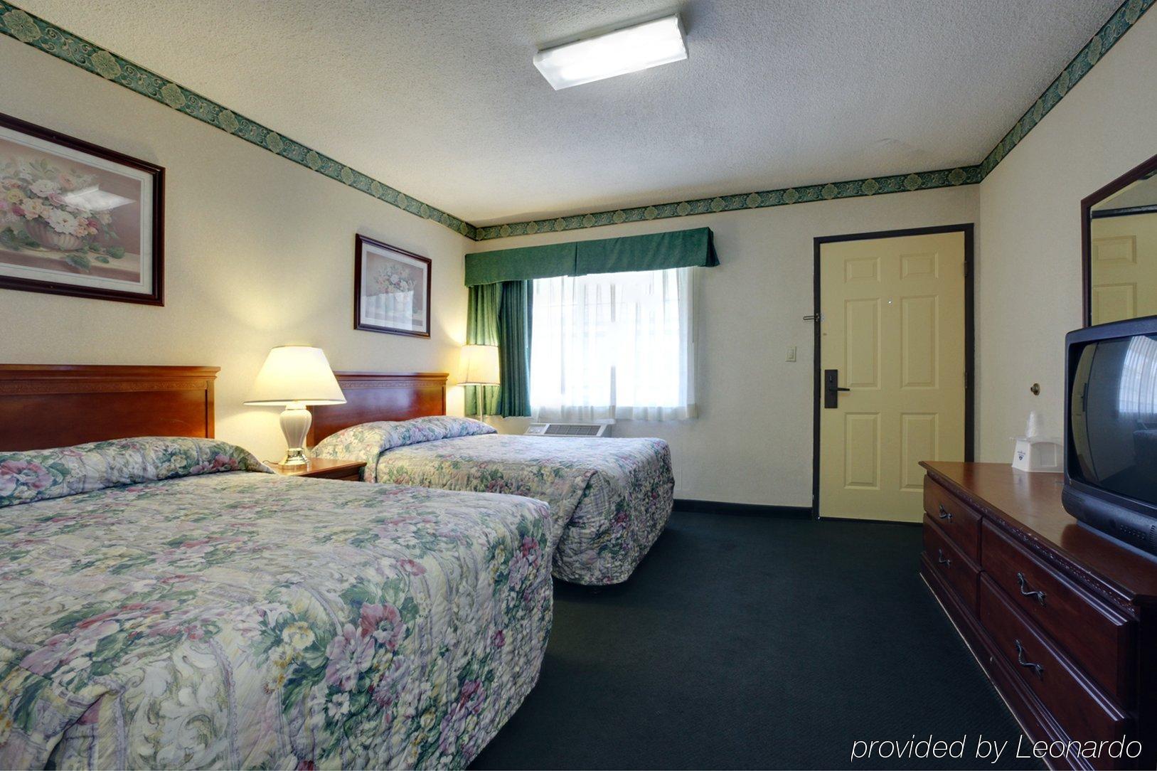 Americas Best Value Inn Rancho Palos Verdes Room photo